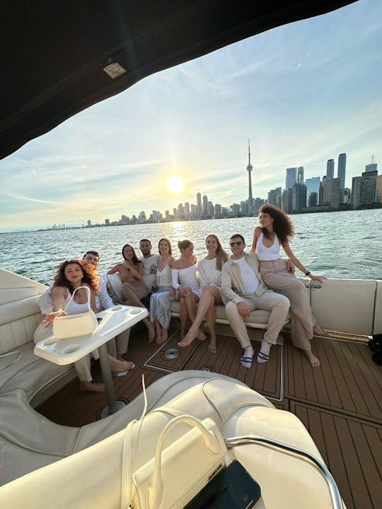 Yacht de luxe de 53 pieds, idéal pour les fêtes avec cabine climatisée !