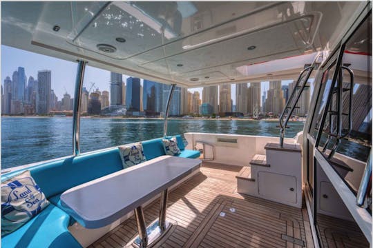 YACHT DE LUXE MY SERENA DE 48 PIEDS À DUBAÏ