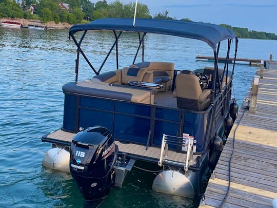 Rent the Charm and Experience of My Pontoon