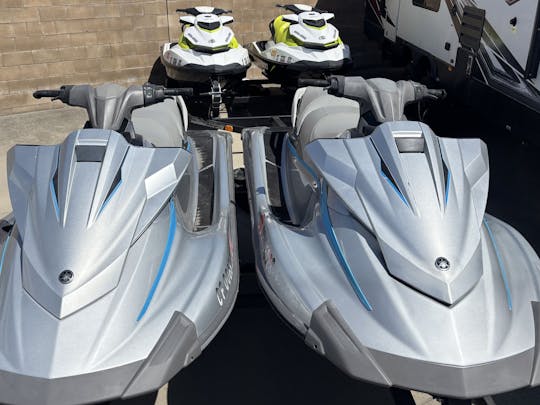 Yamaha Waverunner EX Deluxe Jet skis for rent at Folsom Lake