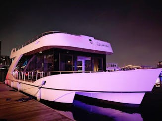 NOUVELLE CROISIÈRE EN BOUTRE SUR LE CANAL DE DUBAÏ 