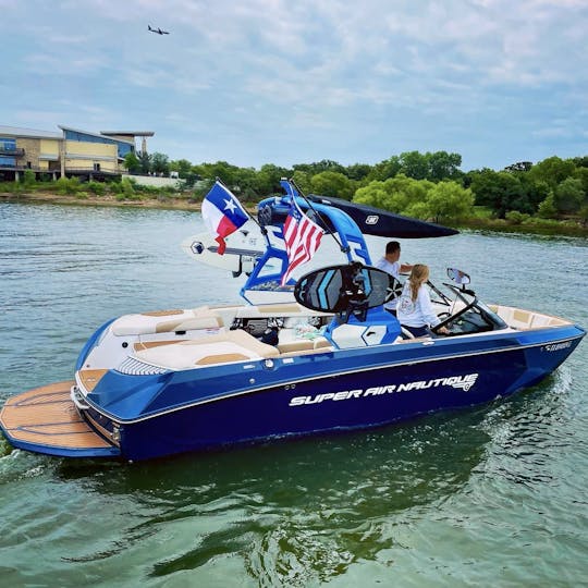 Alquiler de Super Air Nautique G23 Wakesurf con «gasolina incluida» en Lake Grapevine