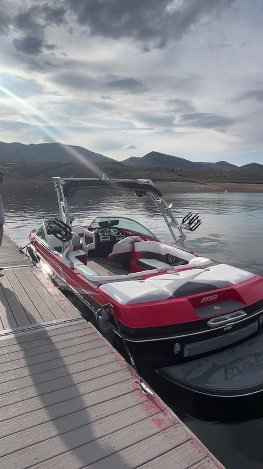 Wake Surf Adventure — MB B52 avec capitaine (Jordanelle, Deer Creek, PineView)