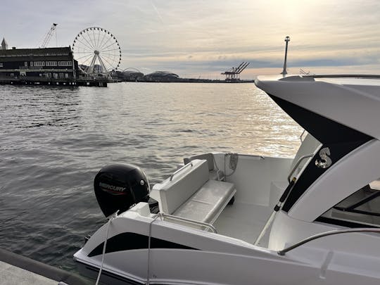 Croisière sportive à cabine Beneteau de 24 pieds sur le lac Washington ou le Puget Sound