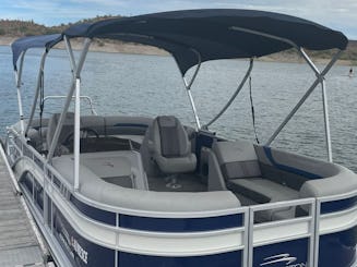 2023 Bennington Tritoon em Lake Pleasant 150 CV 