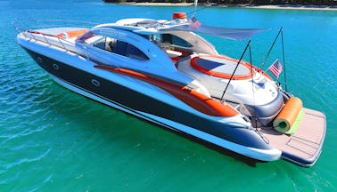 Yate deportivo SunSeeker de lujo de 65 pies en Miami Beach, Florida