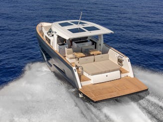 Jaleo Fjord 41 XL Motor Yacht Rental in Eivissa, Illes Balears