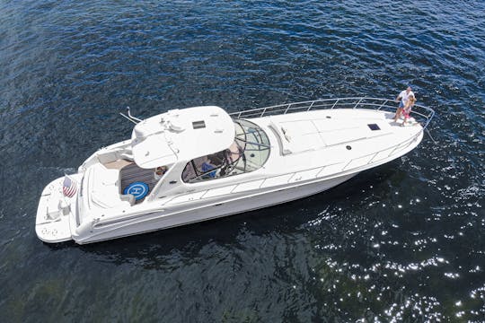 *** 60' Luxury SeaRay Yacht - Up to 13 guests! 