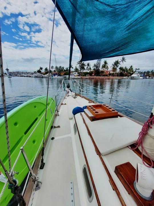 SOLERA | Great Columbia 40ft Sailboat for a perfect day in PV.