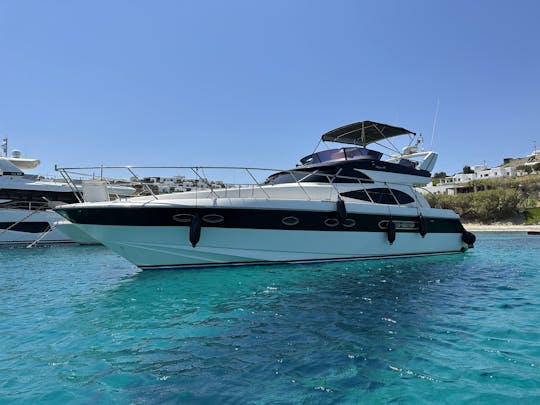 Dyna 48 Flybridge Motor Yacht in Tourlos, Greece