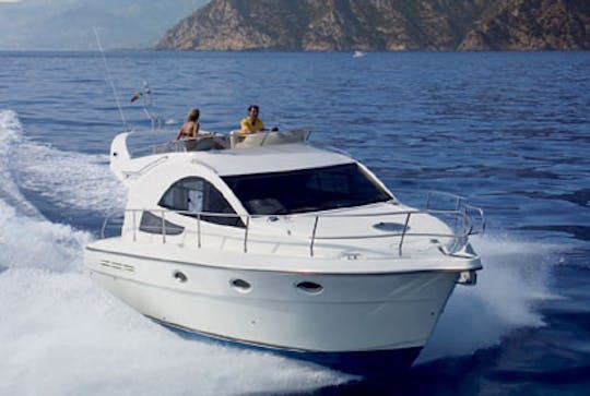 Alquiler del yate a motor Rodman 38 Fly en la Costa Azul, Francia