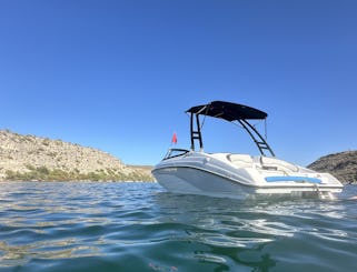 Experience the Ultimate Lake Adventure! Captain Included