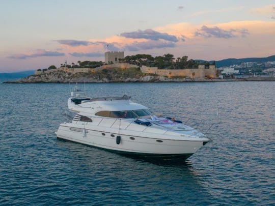  Alquile su motoryacht Fairline Squadron 55 en Bodrum, Tr