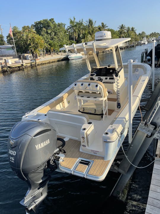 Cruise on a 24-Foot Scout Sportfish Center Console in Luxury!