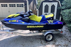 Sea- Doo Wave Runner Wake 170 with Bluetooth Speaks & Tow package