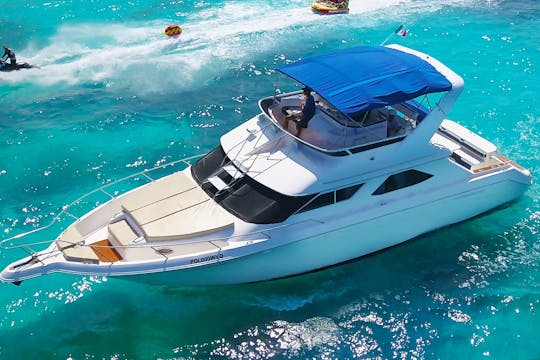 Deluxe Yacht 48ft Sea Ray with FlyBridge in Cancun