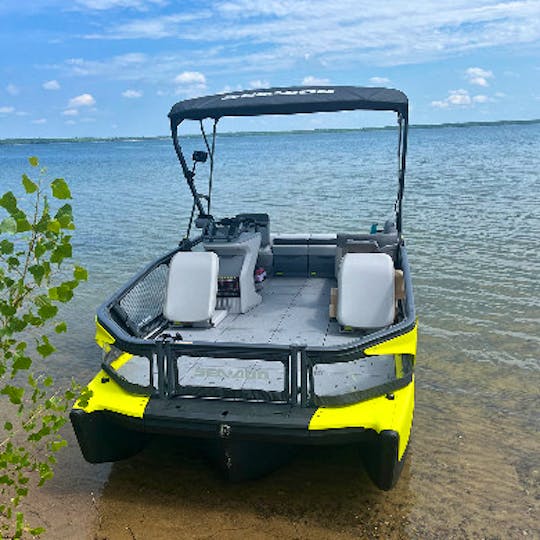 2023 18ft Sea-Doo Switch Powered By 230 Hp Engine