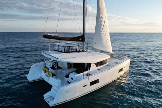 CATAMARÃ À VELA LAGOA DE 42' COM TUDO INCLUÍDO EM PLAYA DEL CARMEN