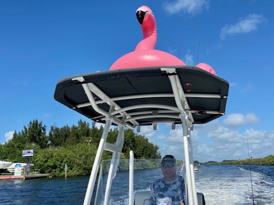 Inshore Yamaha 21' FSH Center console fishing, touring jet boat in Cape Canaveral, Florida