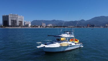 Professional Fishing Charter - 32ft Luhrs Sport Fisherman Yacht