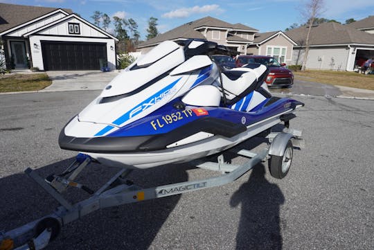 Novo Yamaha FX HO Cruiser Jetski com sistema de áudio