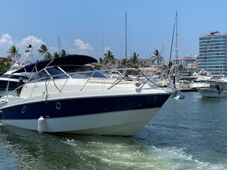 Lovely Sport Yacht 32 in Puerto Vallarta