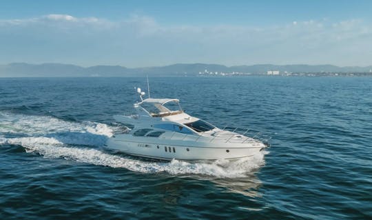 Aventura de iate de luxo Azimut de 60 pés em Marina Del Rey