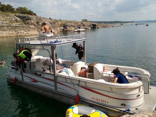 Amusez-vous en famille sur un tritoon à deux étages de 25 pieds avec toboggan - Canyon Lake