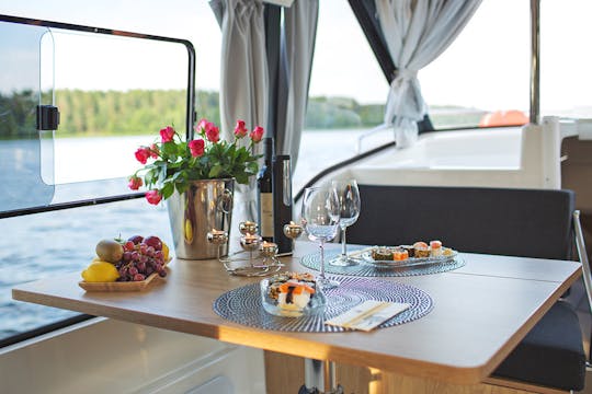 Suncamper 35 - Alquiler de barcos por el canal en Venecia, Italia. No se requiere licencia