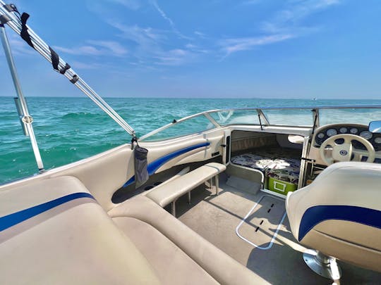 Stingray Power Boat in Cass Lake