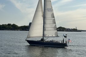 North River Sailing - Experience New York by Sail