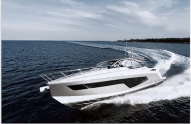 Touch the crystal clear waters of Mediterrenian through our lady 'Azimut 51' 