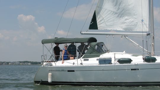 Charter 39ft 'Two J Birds' Beneteau Sailboat In Kemah, Texas