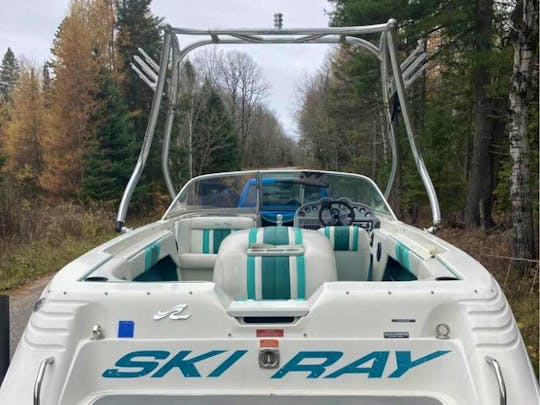 22' Classic Ski Ray Tournament 260hp with Tower, Muskoka ON (Free Delivery)