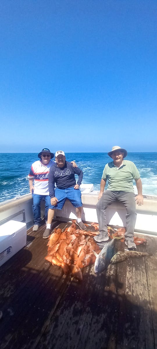 38ft Sport fishing Boat for 8 people in Baja California!