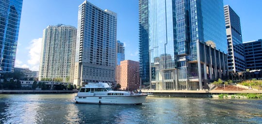 68' Luxurious Private Yacht Charters in Chicago