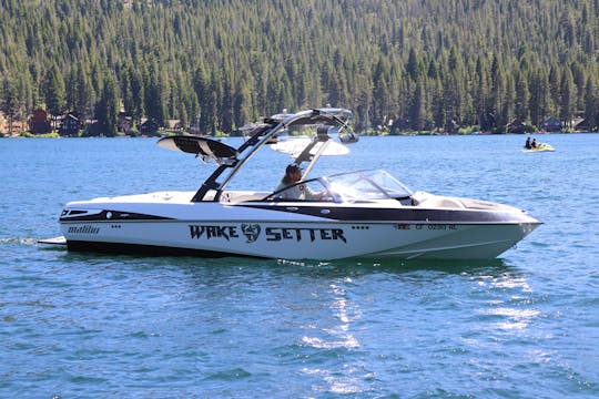 Wakesetter de luxo em Malibu 247