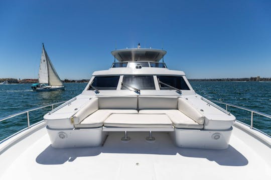 Luxury 92' Summer Sunset Motor Yacht: Perfect for San Juan Islands & Alaska