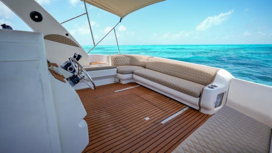 Spacious Sea Ray 55ft in Cancun – Perfect for Large Groups 