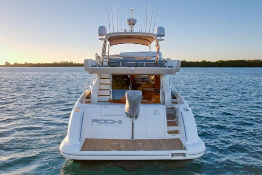70Ft Azimut Yacht Rental in Miami Beach 2 Jet Skis Included -Free Hour