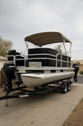  🎣 Lake Day Ready! Pontoon Boat Rental – Seats Up to 8 – Fish, Cruise, Relax 🚤