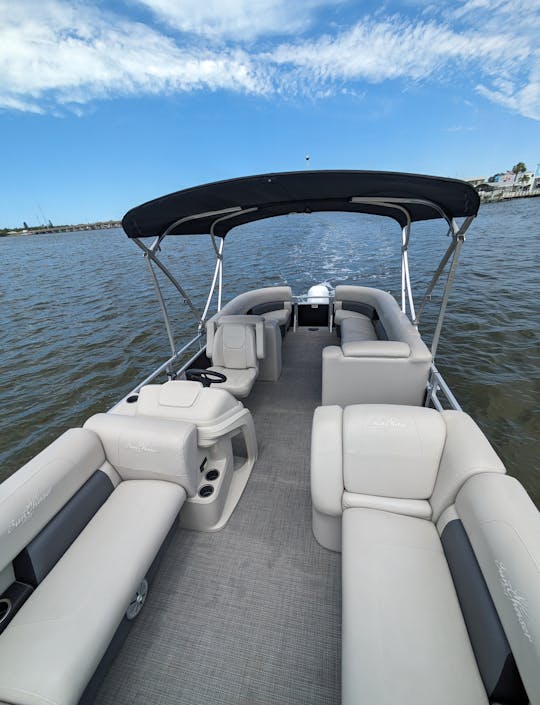 Nuevo Sunchaser Vista 7522 Tritoon FAST 2023