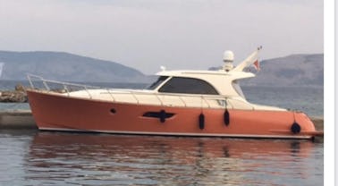 Mochi Dolphin 44’ Luxury Boat Charter in Portofino