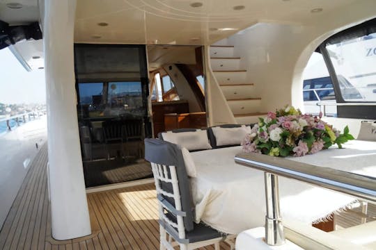 Croisière privée en yacht sur le Bosphore : l'expérience ultime à Istanbul
