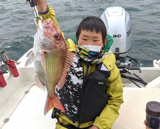 ¡Maravilloso charter de pesca privado en la bahía de Osaka! 