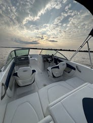 ¡Recorrido en barco por Montreal/Laval para nadar y disfrutar de una fiesta en la playa con vista panorámica!