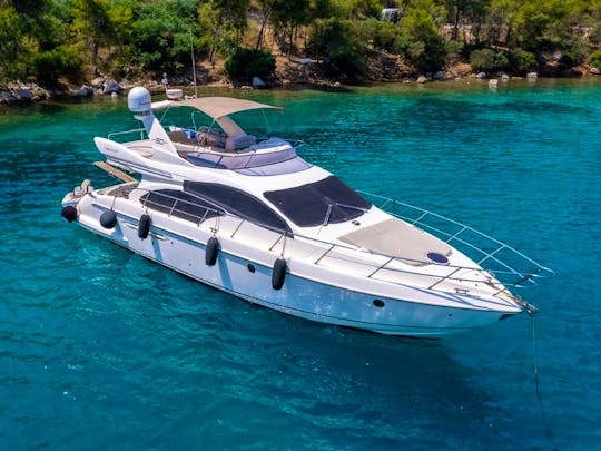Azimut 50ft Luxury Motor Yacht in Bodrum for 6 guests overnight