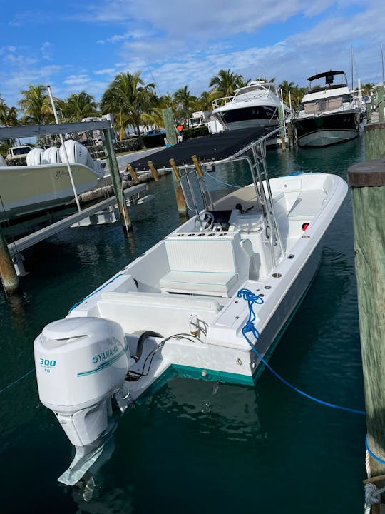 Pescador de 21 pés para fretamento particular em Nassau