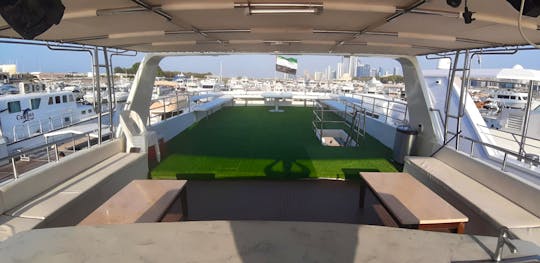 Abu Dhabi boat Al boom