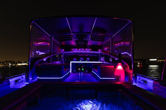 ENJOY MIAMI on 94ft Leopard 27M + Jacuzzi!!!